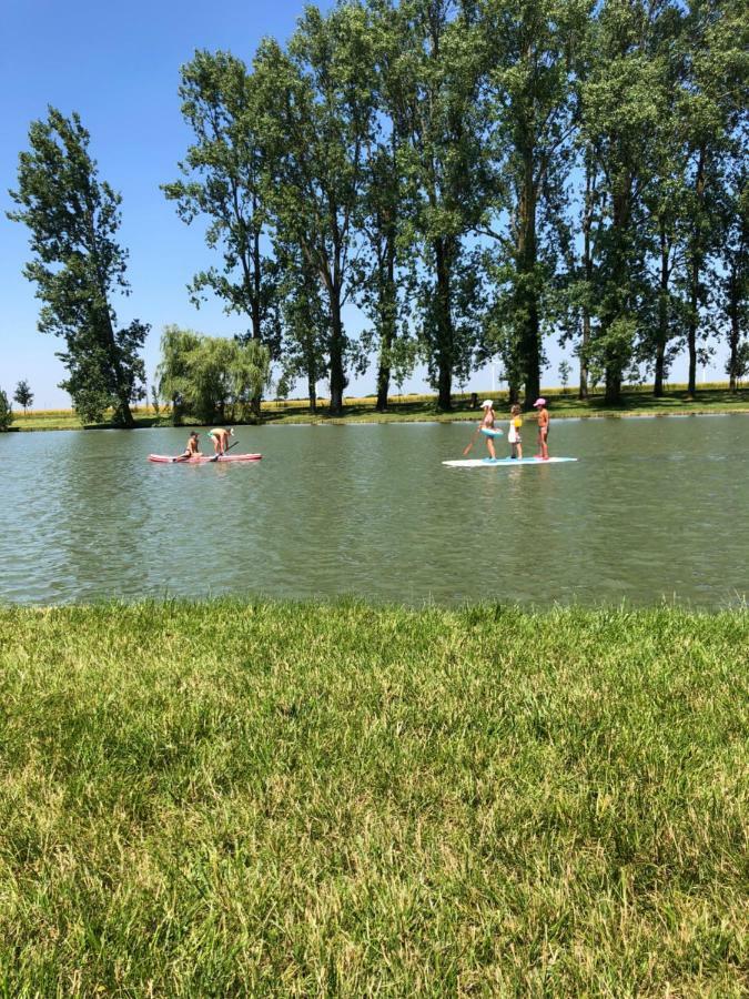 Beauvilliers  Ferme De Mesangeonヴィラ エクステリア 写真